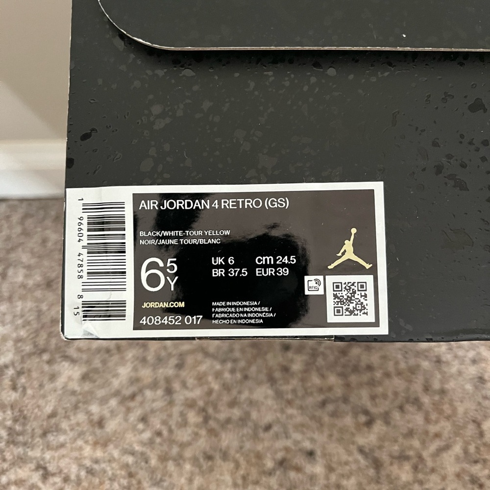Jordan 4 Retro - Picture 8 of 9